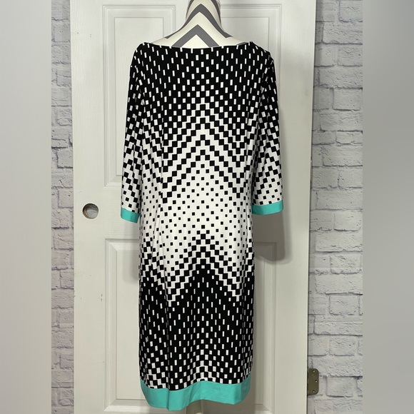 Camryn ✨ Dress Barn Signature ✨ Black White Teal ✨Plus Size Dress ✨ 18W - Picture 5 of 5